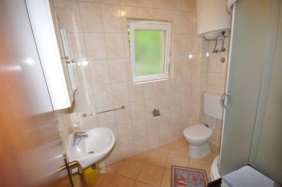 Apartments Franic Ploce  Exterior foto